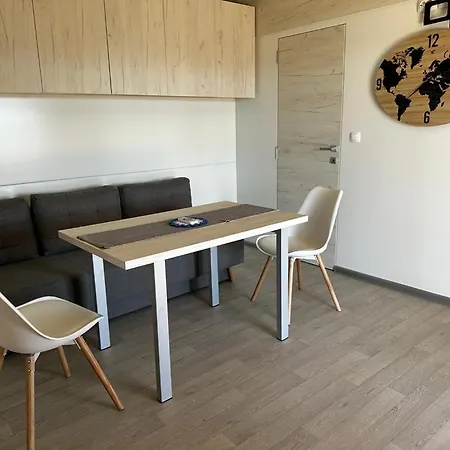Avarka House, Cozy Family Place, Free Parking And Wifi, In Camp Dalmatino Holiday home *